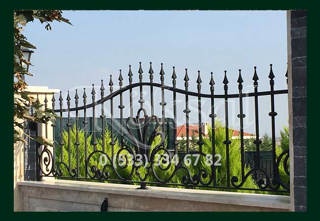 Ferforje Bahçe Korkuluklarının Önemi