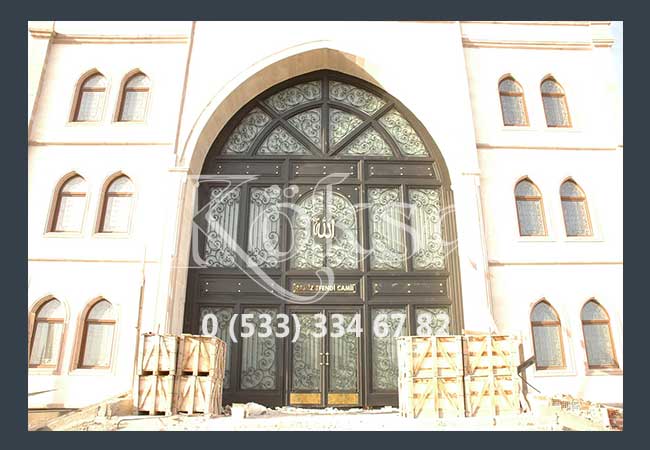 Ferforje Cami Kapıları Ürünleri